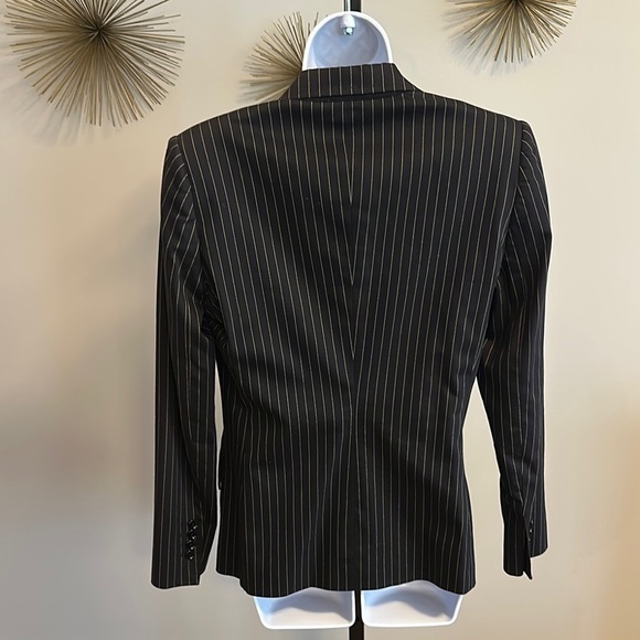 D&G Women's Black Pinstripe Blazer - Picture 3 of 4